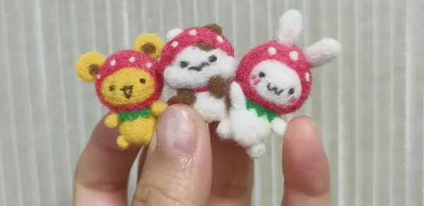 What Are the Uses for Needle Felting? 5 needle felting dolls img 1