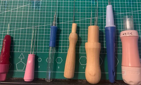What is the best felting needle for beginners? 5 needle felting tools